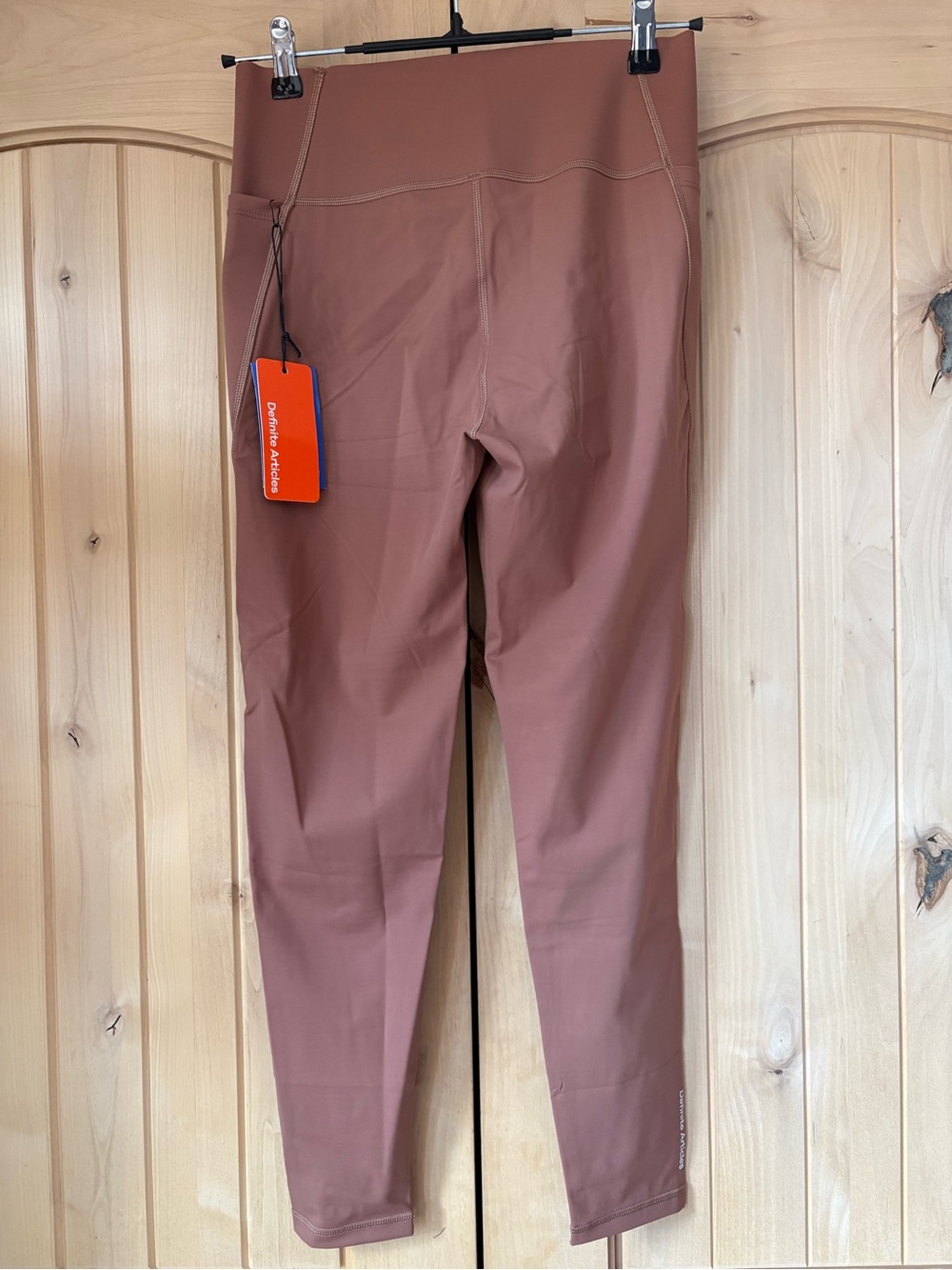 NWT Definite Articles Trimline ⅞ Legging - Picture 13 of 16